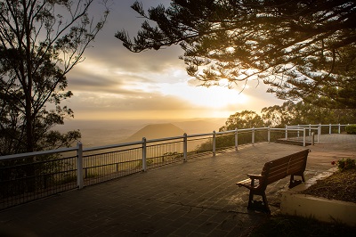 Picnic Point lookout at sunrise looking out towards Table Top Mountain