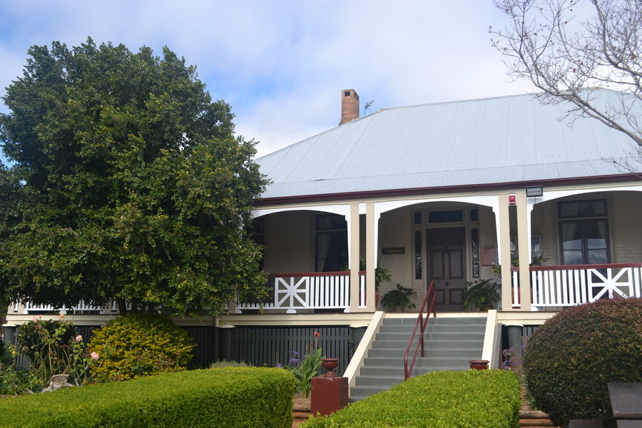 Recent photo of Cameron homestead at Fairholme College.
