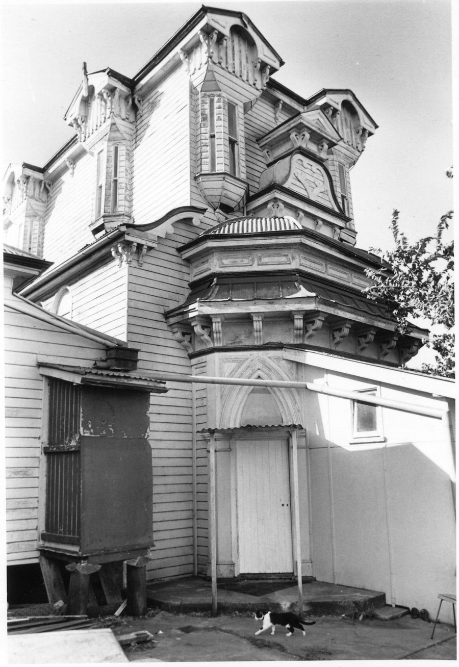 Black and white photo of Ascot house