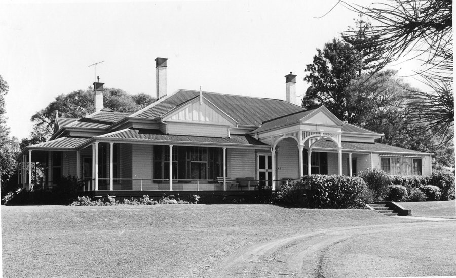 Black and white photo of Tor house