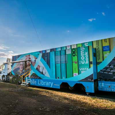 Photo of the Mobile Library bus.