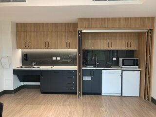 Grey Gum Double Picture 3