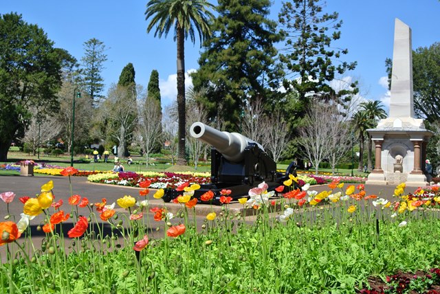 Queens Park Toowoomba botanic gardens canon